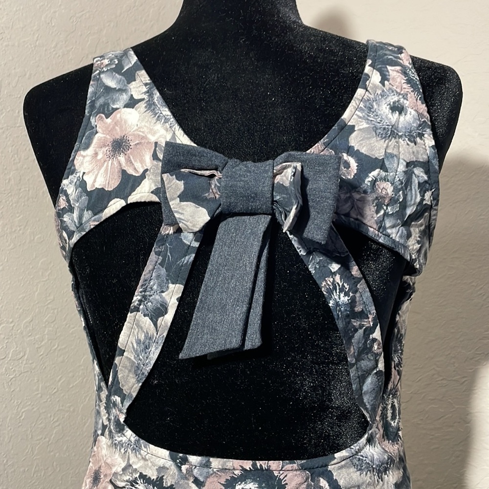 One of a kind boutique dress - Picture 3 of 6